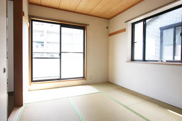 リヴァージュ静の居間・リビング