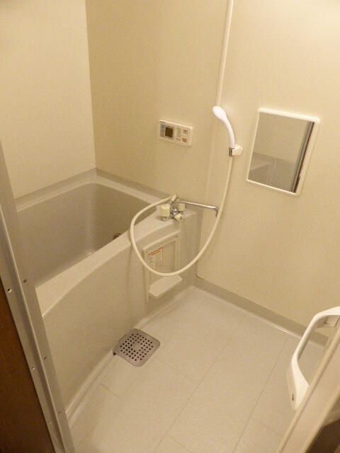 リヴァージュ静の浴室