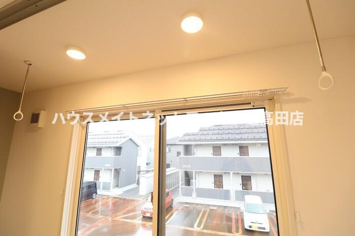 マウント.ナンバ スプリングのその他|室内物干し