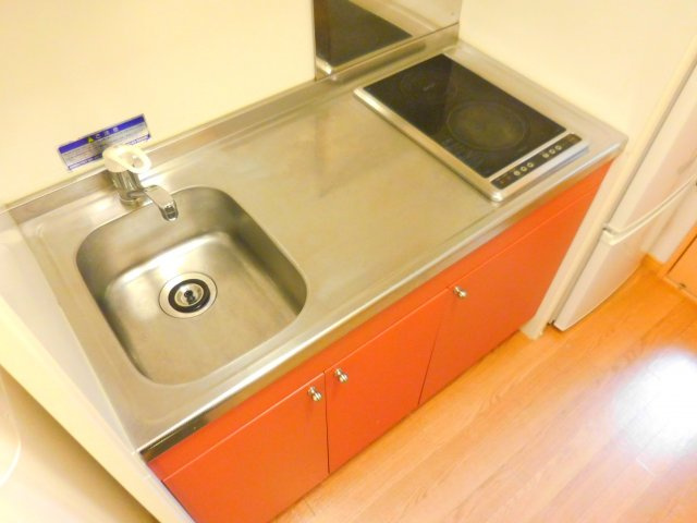 レオパレスカリオストロのキッチン