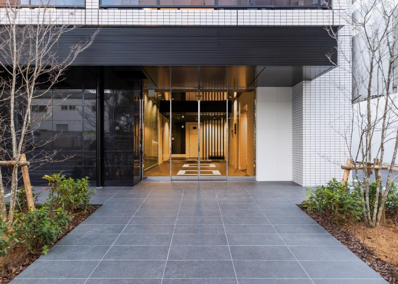 ジェノヴィア南千住Ⅲスカイガーデンのエントランス