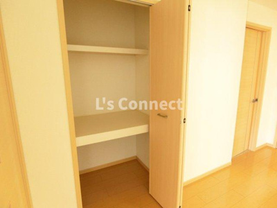 【設備】 | カーサ　セレノ | ＬＤＫにも収納付き。