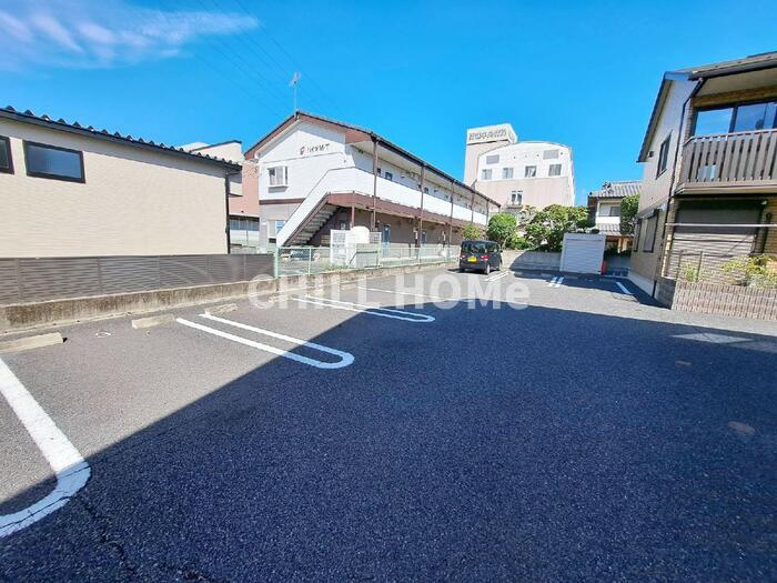 エスペランサアーク　Ｂの駐車場|当社、チルホームのHPもご覧ください(^^)/物件情報多数♪