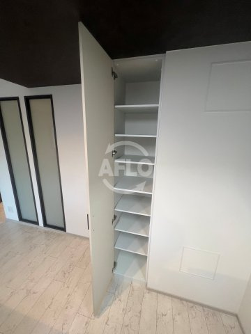 エステムプラザ南船場レジスタの収納|エステムプラザ南船場レジスタ　キッチン収納