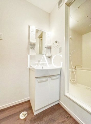 【洗面所】 | フラット梅島 | 洗面台です。