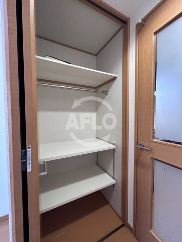 オーキッドレジデンス塚本の収納|オーキッドレジデンス塚本　クローゼット