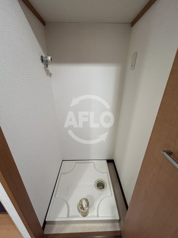 オーキッドレジデンス塚本の洗面所|オーキッドレジデンス塚本　洗濯パン