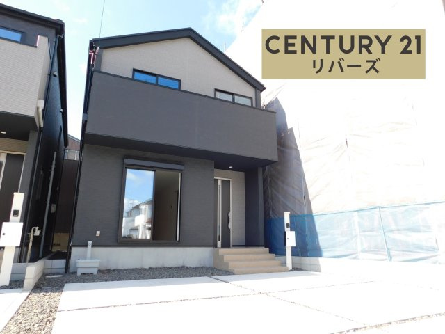 名古屋市中村区下中村町４丁目の新築一戸建の外観|☆ラスト１棟☆　　新価格！！いつでも見学出来ます♪（お問合せ当日、平日、水曜、夜間でもＯＫ）　希少な５ＬＤＫ！　駐車並列２台ＯＫ！　吹抜のリビング１７．０帖♪　ＷＩＣ２ヵ所完備！　小学校徒歩４分！