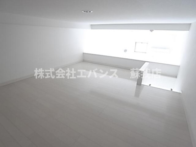 【寝室】 | コンフォートヴィラ・寒川 | 落ち着いた色調の寝室です