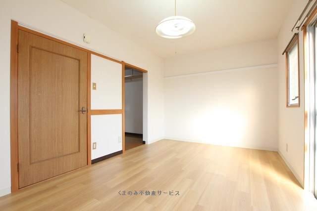 【居間・リビング】 | ＴＵマンション１０８ | こちらのリビングで趣味の時間をお楽しみください
7号室　2026年3月7日撮影