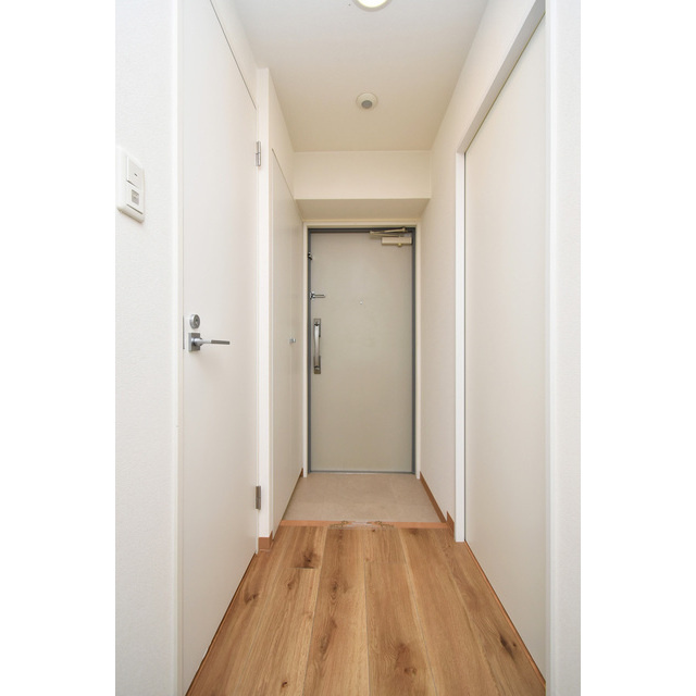 西宮北口プライマリーワンの玄関