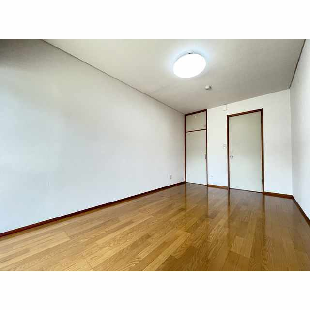 リバーサイドヒルズの居間・リビング|別号室参考写真