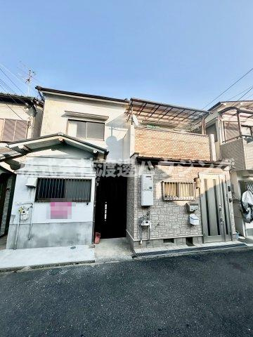 喜里川テラスハウスの外観