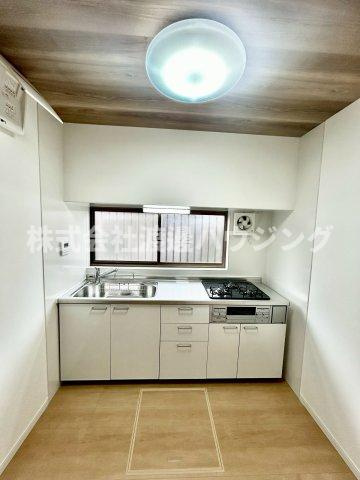 喜里川テラスハウスのキッチン