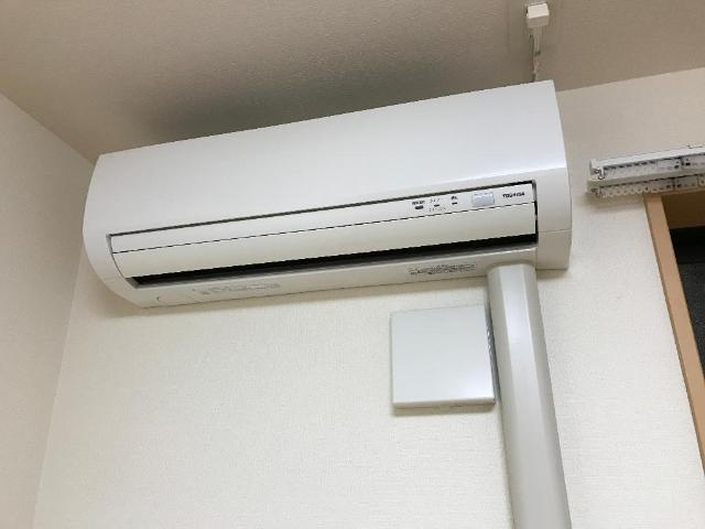 シャーロット・Ⅱの設備|洋室側エアコン