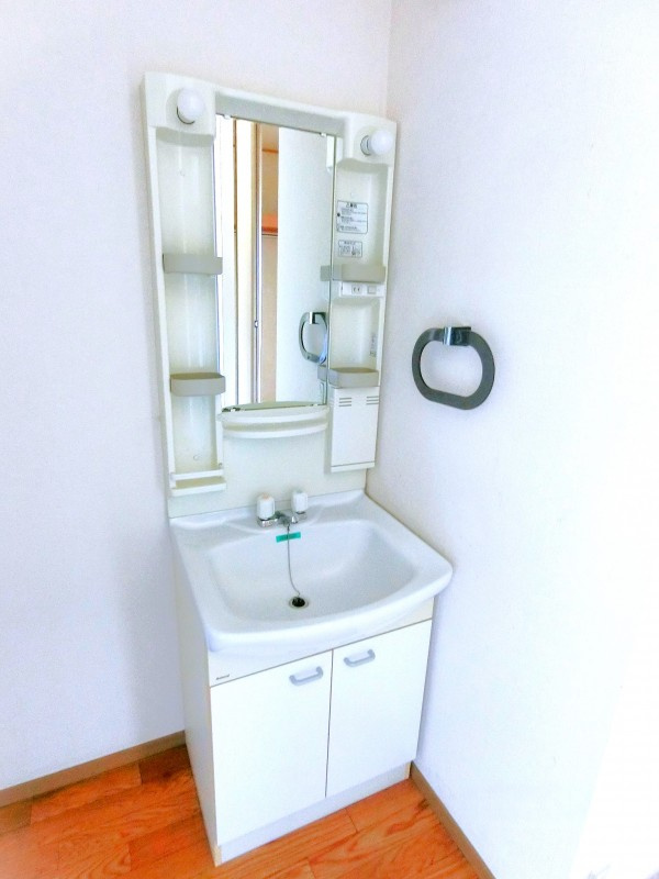 ヒルズ　ヤマカノウの洗面所