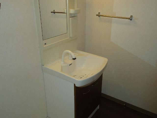 ＳＡＫＵＲＡ（サクラ）の洗面所|洗髪洗面化粧台