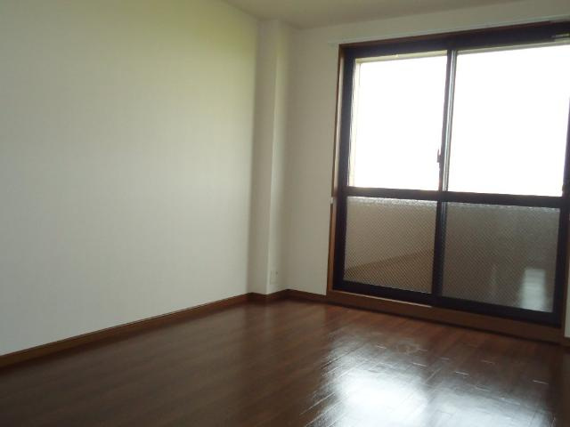 ＳＡＫＵＲＡ（サクラ）の内装|洋室