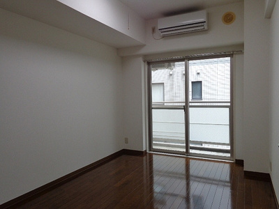 【居間・リビング】 | コート新橋 | 洋室　※2014年8月撮影