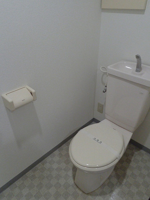 【トイレ】 | コート新橋 | トイレ　※2014年8月撮影