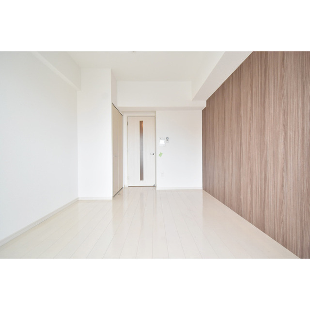 アドバンス新大阪ラシュレの居間・リビング