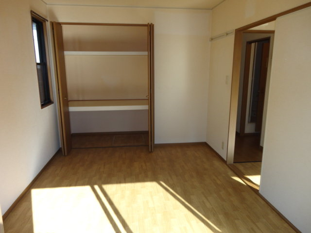 セジュール高塚台の居間・リビング