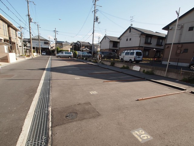 メゾンフルール　トモ　Ｂ棟の駐車場