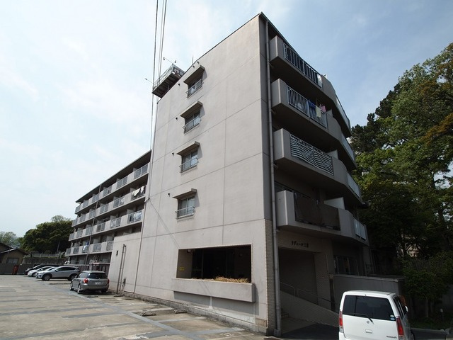 リヴェール三室の外観