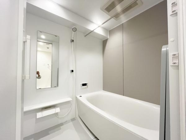パークシティ溝の口A棟の浴室|ゆったりとお過ごしいただけるバスルームです。心と身体の疲れを癒してくれる安らぎの空間♪