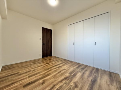 【洋室】 | ライオンズマンション上野芝ガーデンシティ | 使い勝手の良いお部屋なので、お好みのお部屋を作ってみましょう！