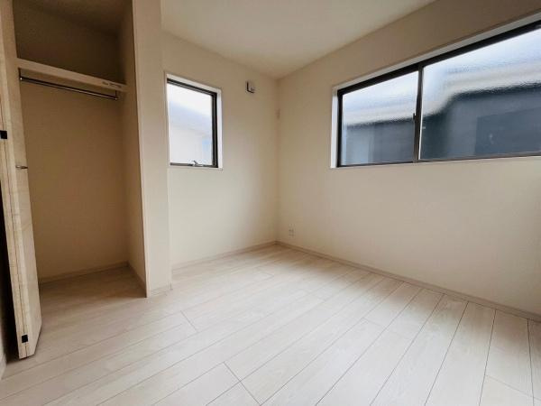 【洋室】 | 写真は同社施工例です。