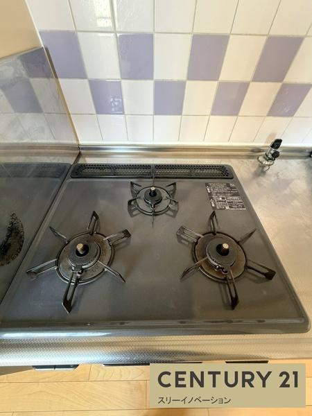 ライオンズマンション大正橋公園のキッチン|★３口ガスコンロ★