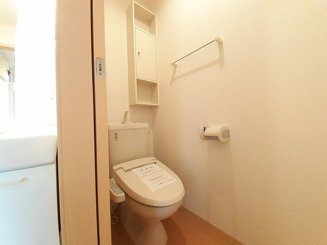 シェーン・ドルフⅡのトイレ|ゆったりとした空間のトイレです