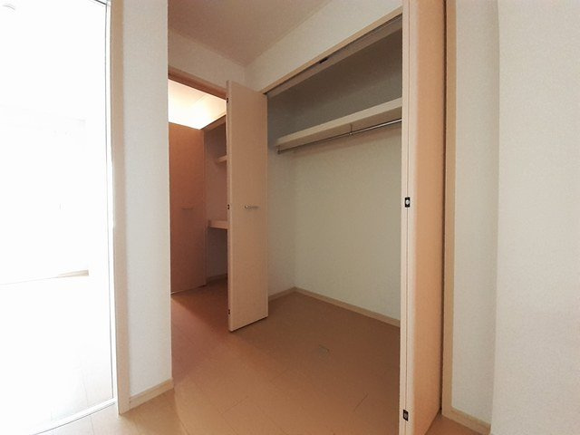 シェーン・ドルフⅡの収納|こまごまとしたものを収納できそうですね