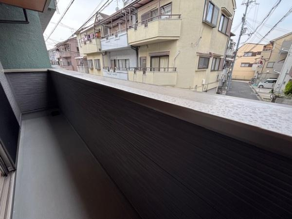 【バルコニー】