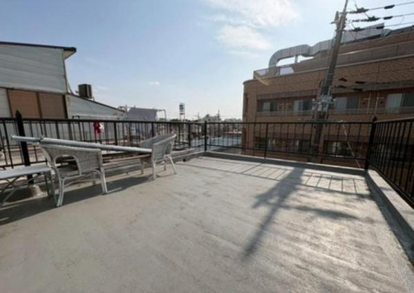 【バルコニー】