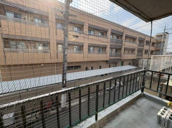 【バルコニー】