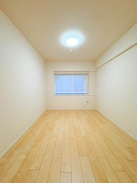 ジェイパークヴィラ横濱の洋室