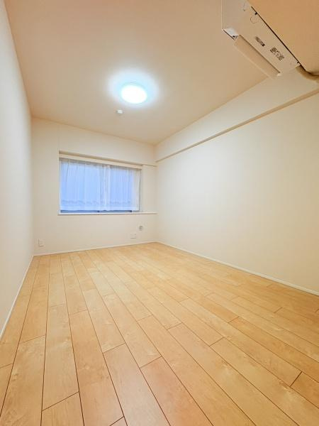 ジェイパークヴィラ横濱の洋室