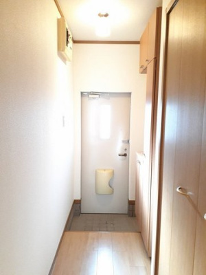 【玄関】 | サイレントリブ