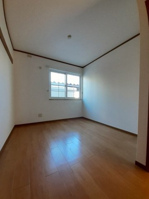 【内装】 | サイレントリブ