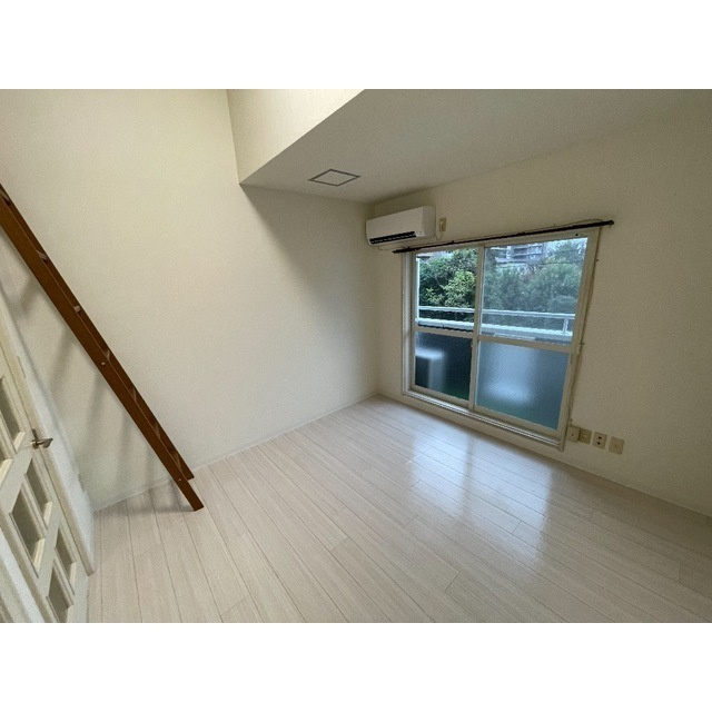 Kフレールの居間・リビング