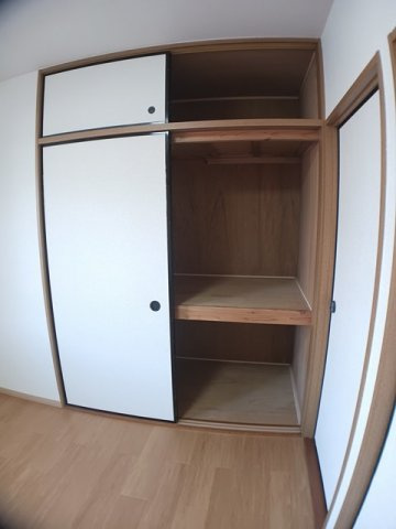 プラドール川口Ａの収納