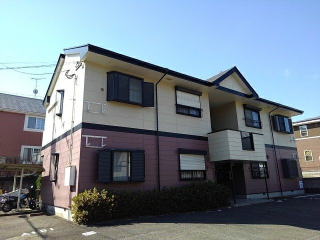 プラドール川口Ａの外観