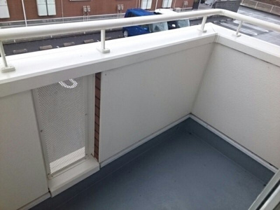 【バルコニー】 | ブルーローズＡ