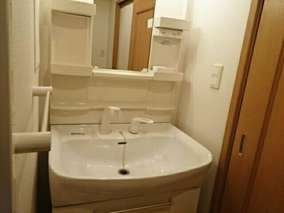 【洗面所】 | ブルーローズＡ