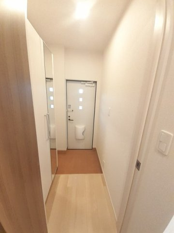 プラシード室Ⅱの玄関