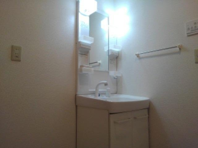 アンソレイエ・リーヴ和泉の洗面所