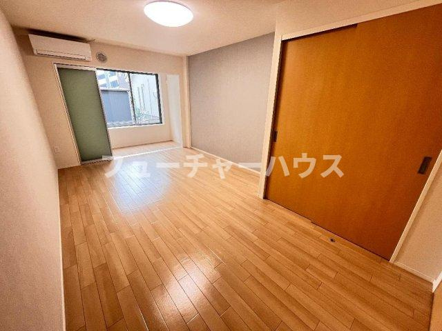 KY キューブ（KY CUBE）の居間・リビング