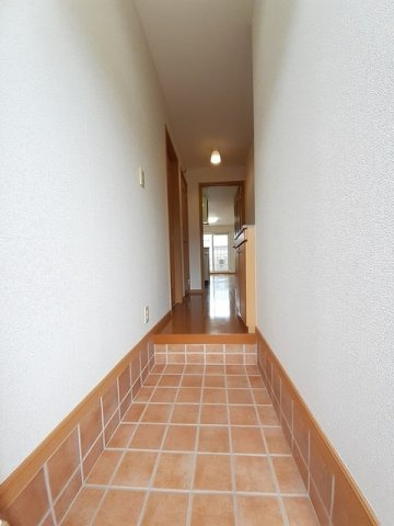 ノイエツァイトⅡの玄関